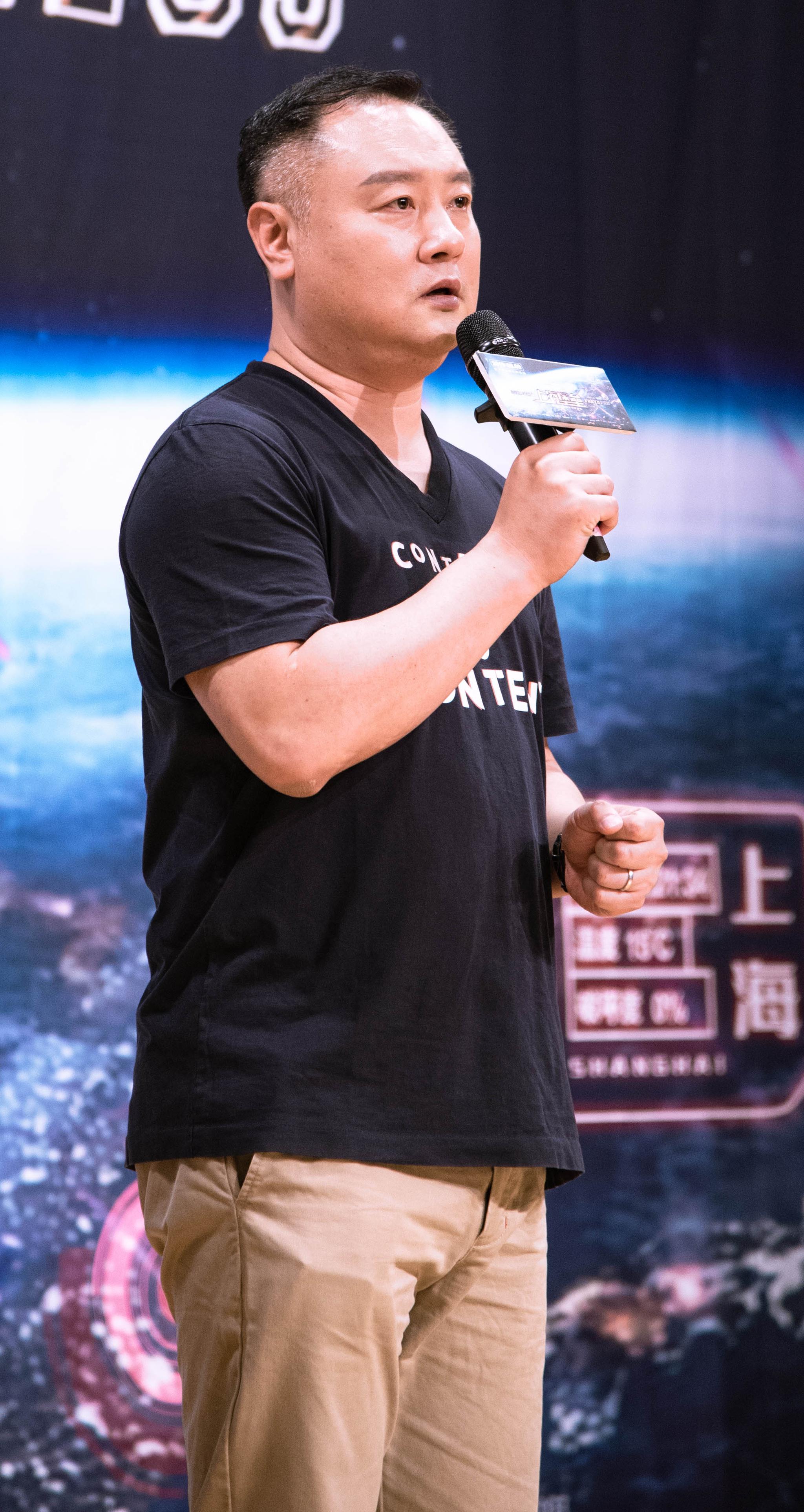 《上海堡垒》人大路演场面火爆|上海堡垒|王琛|滕华涛_新浪新闻