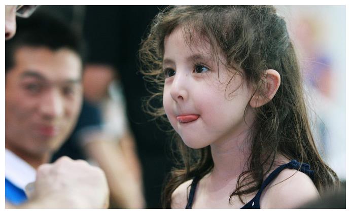 重庆夫妻都是中国人,却生下混血孩子,亲子鉴定后父亲不淡定了