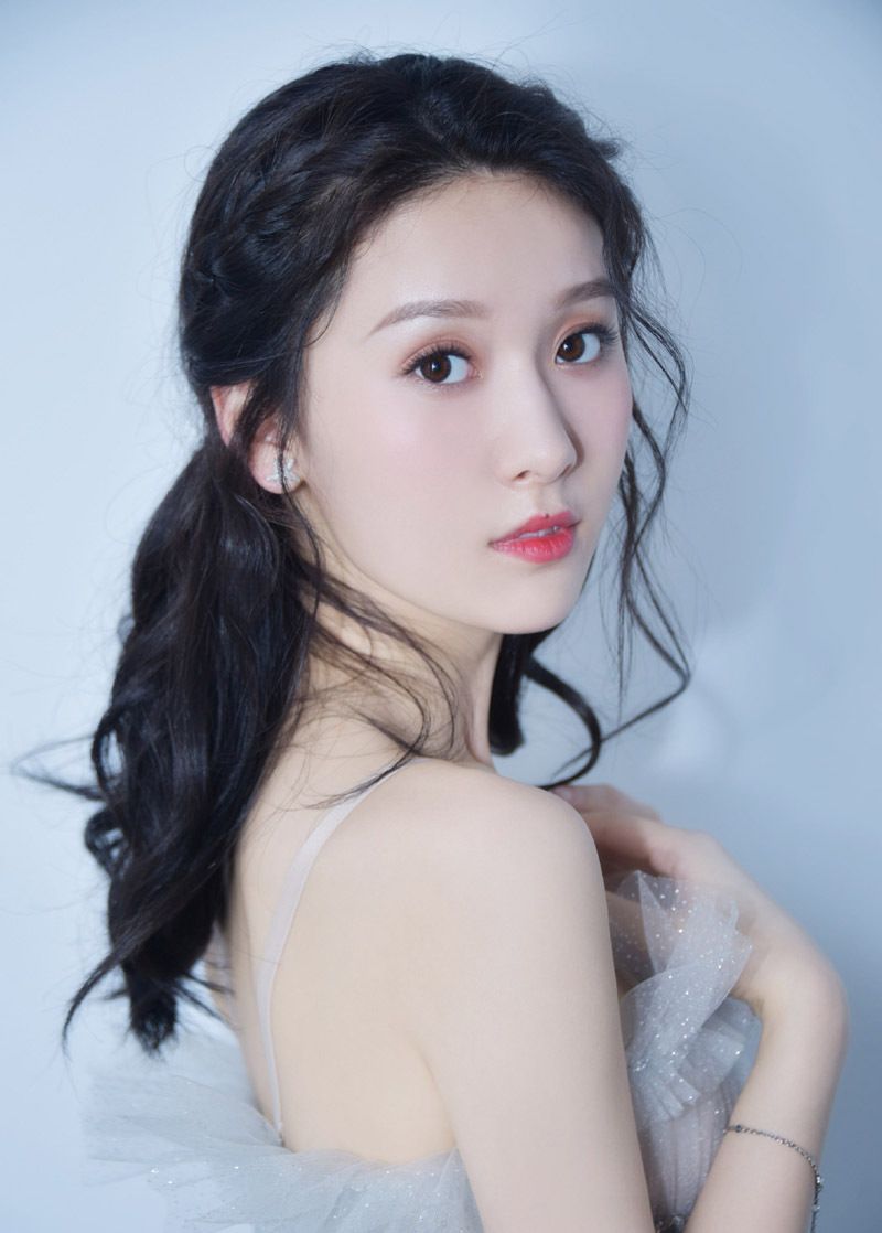 北影校花王子璇