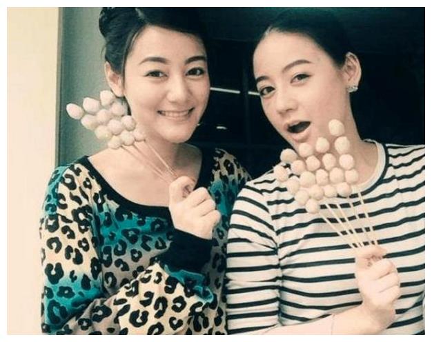 热巴妹妹颜值丝毫不输热巴迪丽热巴亲妹妹竟然是她