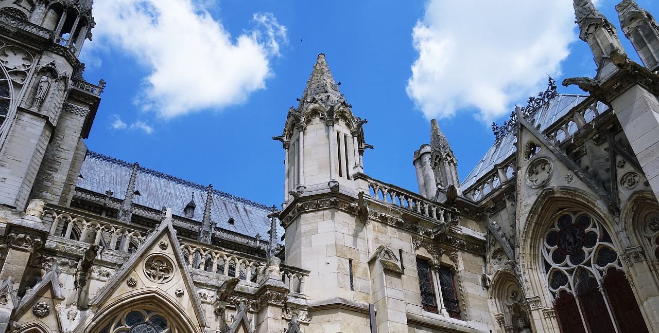 卡西莫多,你最爱的巴黎圣母院离开了