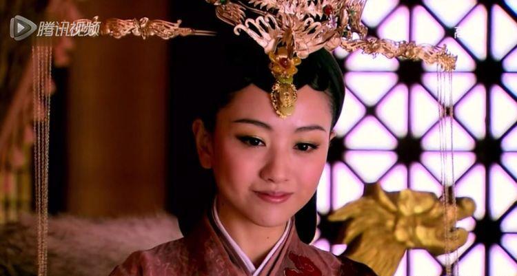 陆贞传奇四位皇后pk:郁皇后端庄,萧皇后霸气,而她傻得最可爱