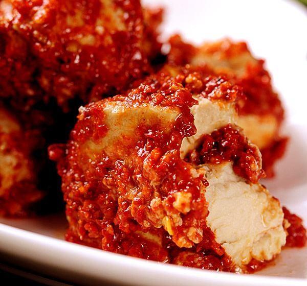 重庆地道的"忠州腐乳",农家手工秘制,麻辣鲜香开胃又下饭