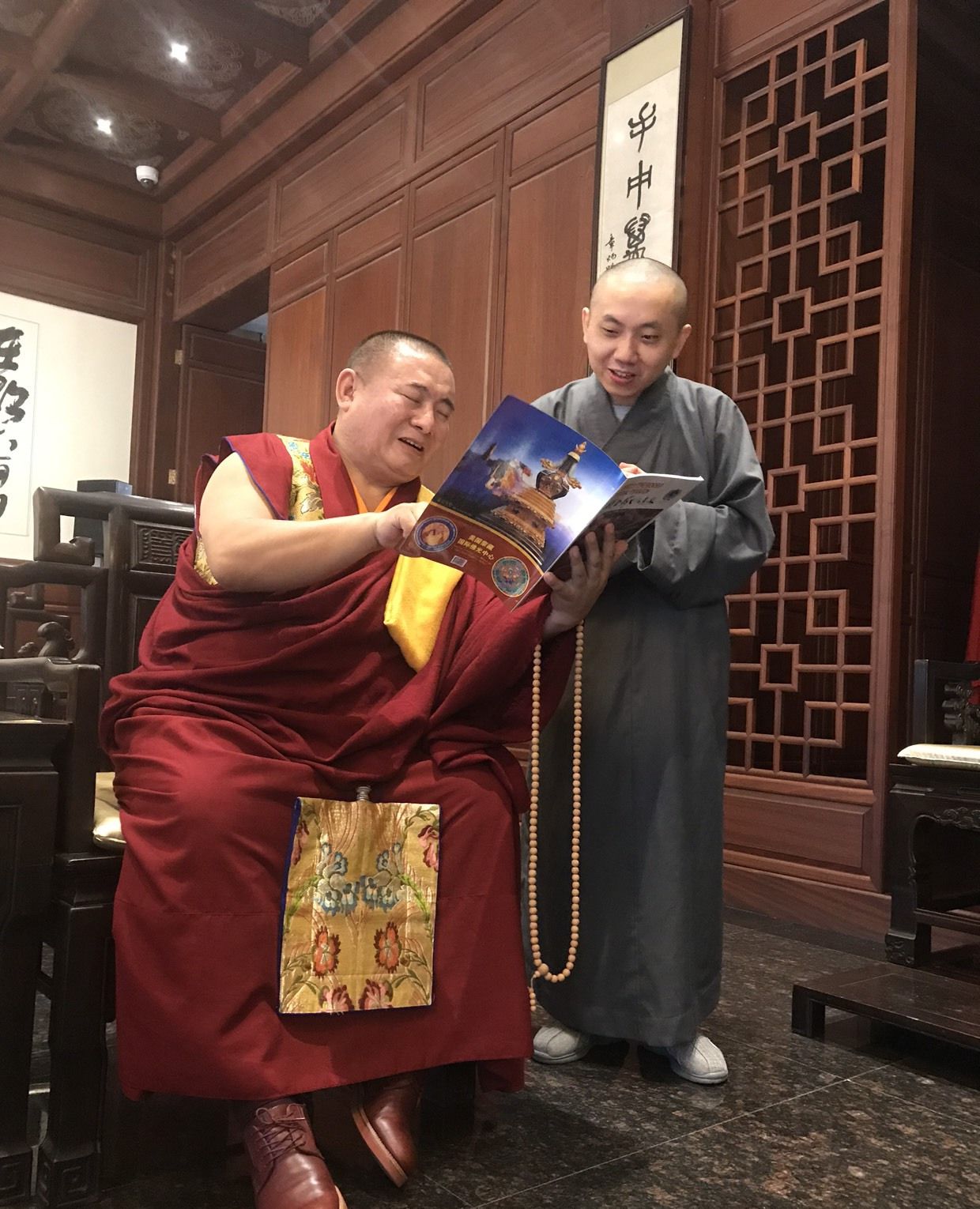 《金刚法王·秘诀八万颂》一切佛法从心开始,慈悲为怀!