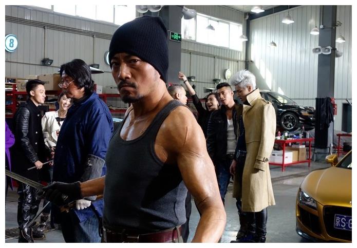 《老炮儿》张涵予肌肉是假的,造价27万人民币