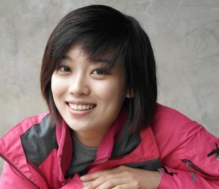 央视《等着我》寻亲团团长李七月为什么那么多人喜欢她?