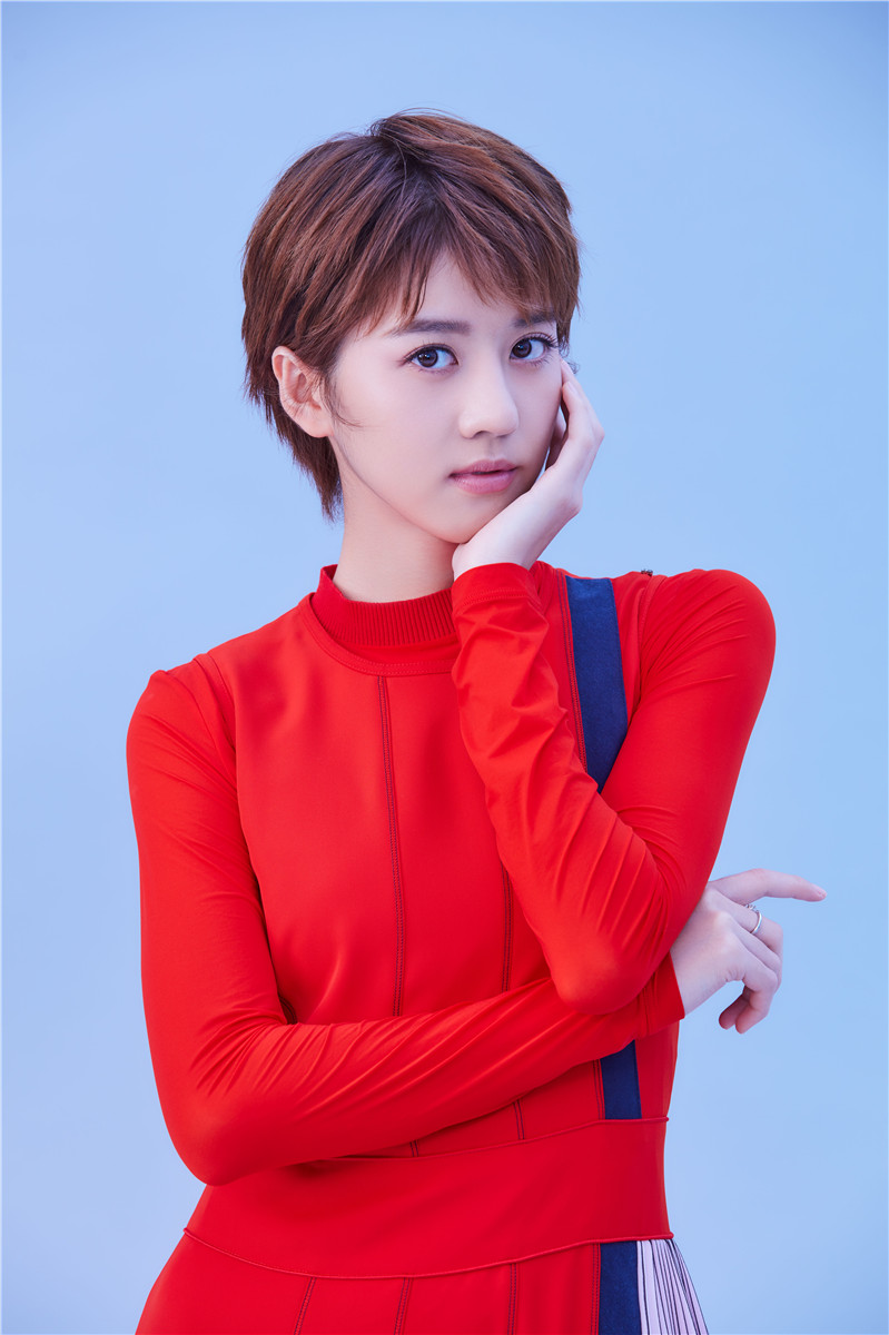 李凯馨曝2019新春大片 追梦少女这young红