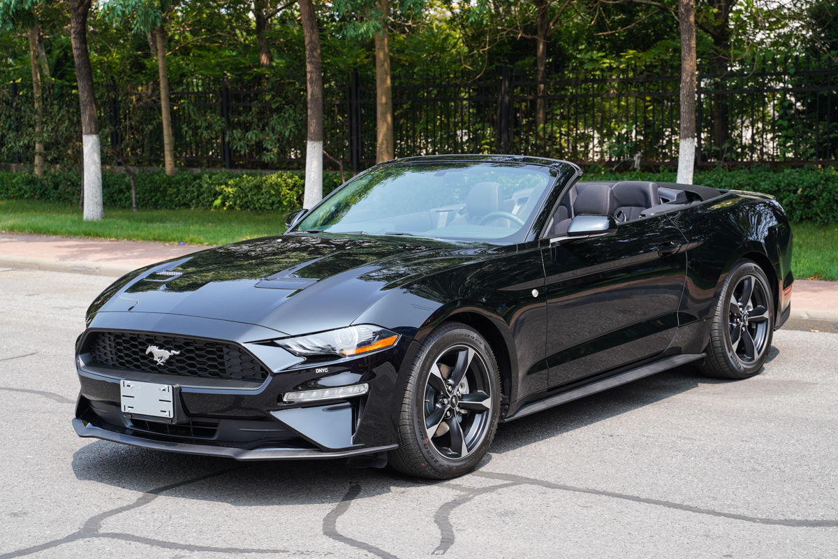 平行进口车图赏|2019款加版福特野马敞篷自动挡