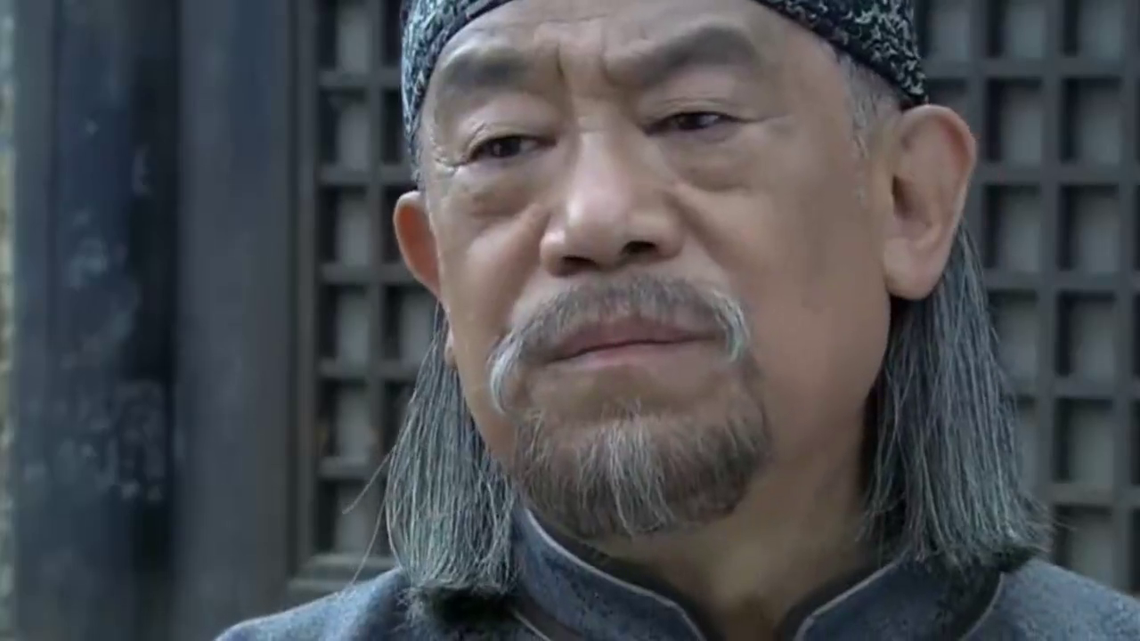 打狗棍:何七姑可被气惨了,戴翰霆还不忘给儿子找媳妇,一脸无耐