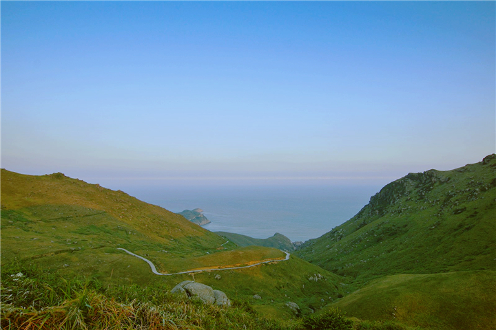 全国十大最美海岛之一,素有"海上明珠"之称的大嵛山岛,风光旖旎
