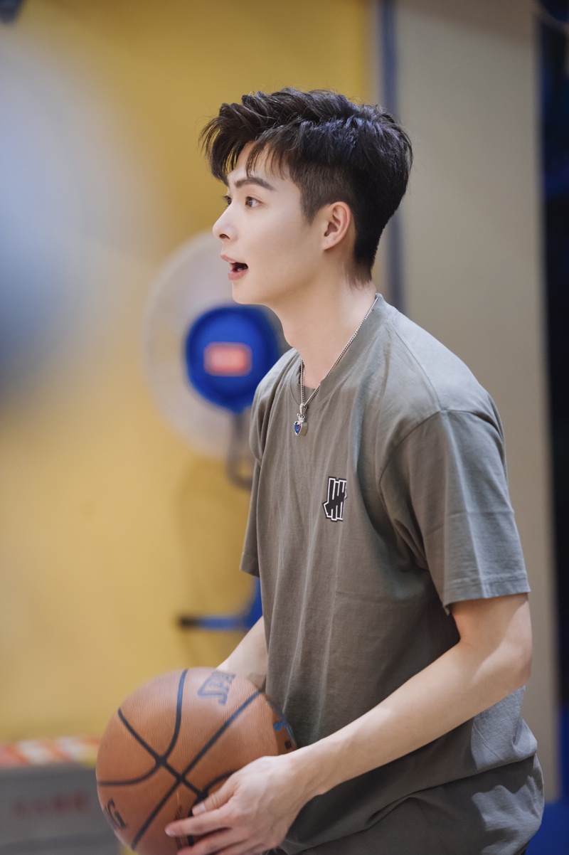 张铭恩《女儿们的恋爱》遭遇灵魂拷问 相恋520开启浪漫回忆之旅