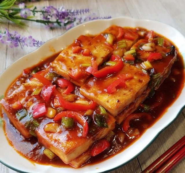 酱香豆腐,只需要几种酱就能把豆腐做的很美味很下饭