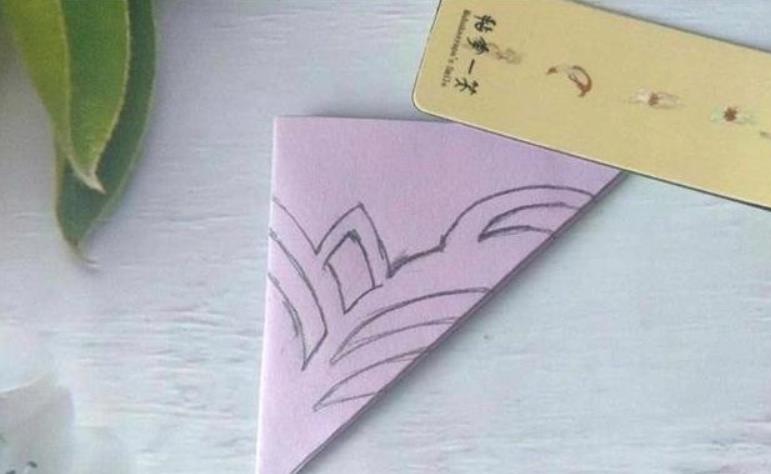 手工剪纸教程，一次能剪4片叶子，有趣极了|窗花|剪纸|三角形_新浪新闻