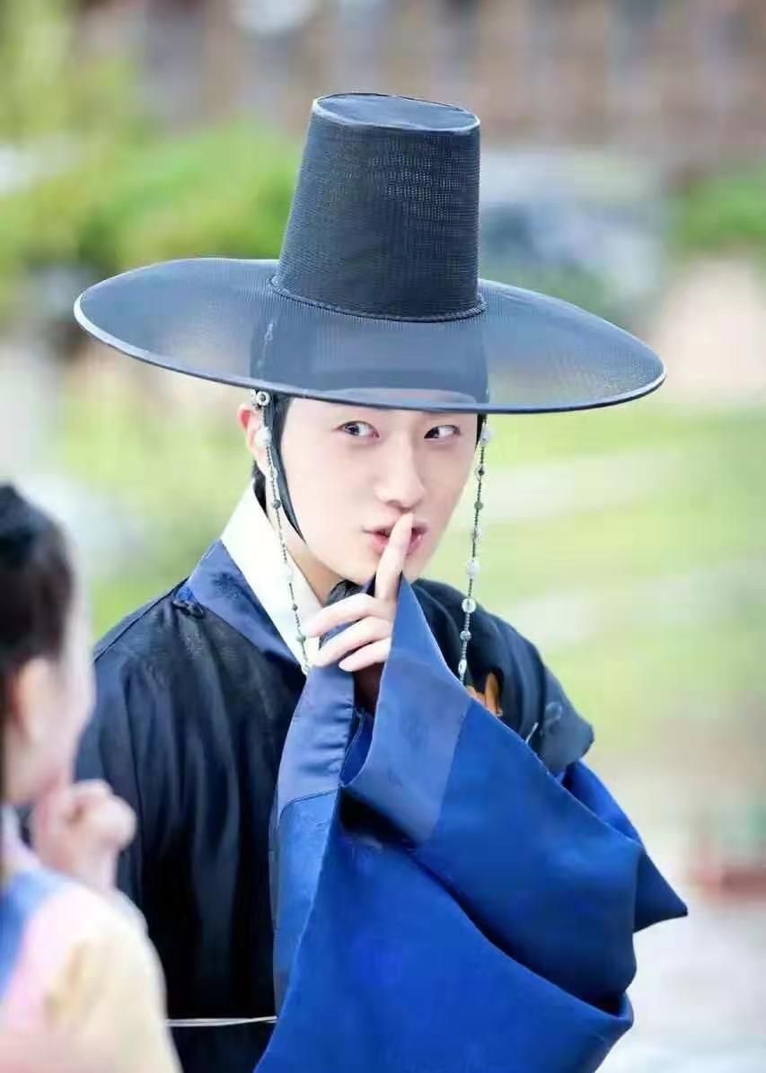 丁一宇:古装也能完美驾驭,这身材真的是爱了|丁一宇|古装|身材_新浪