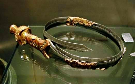 曾经一度横行于战场之上的至柔至刚两大利剑|软剑|印度|战场_新浪新闻