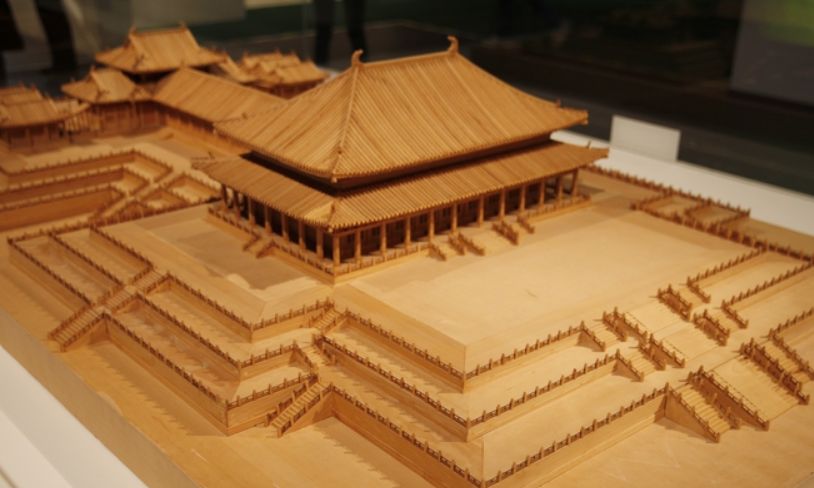 首都博物馆《大元三都》展上展出的元大都文物