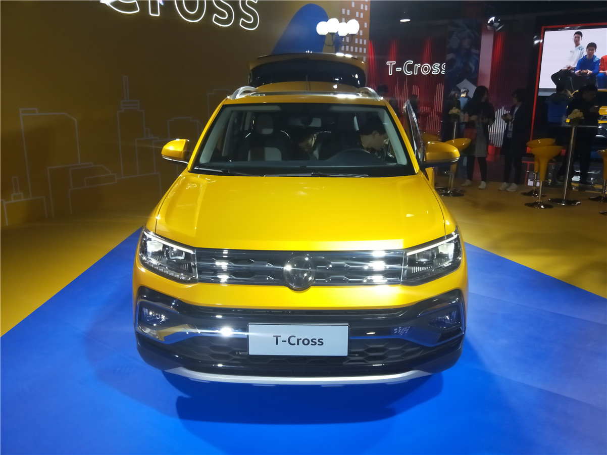上汽大众t-cross正式上市,起售12.79万元,实力不俗