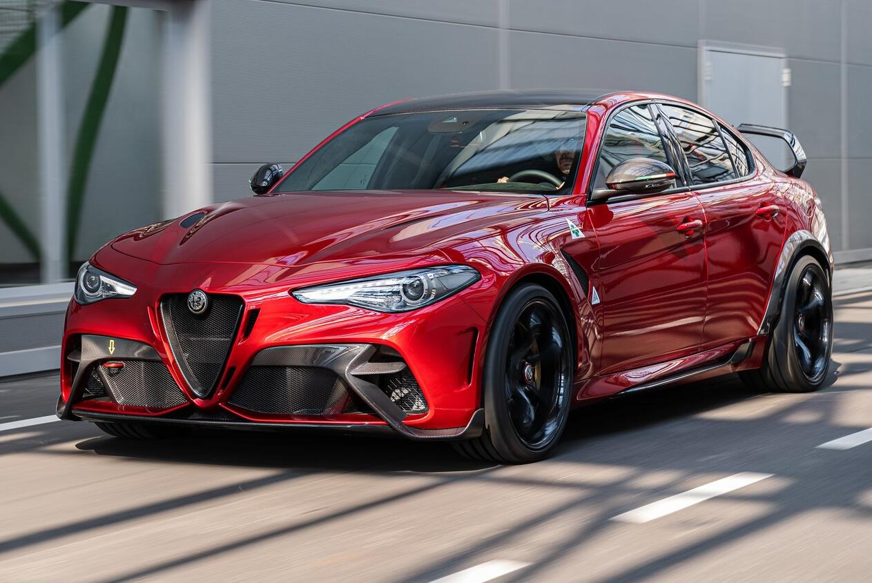 减重100公斤阿尔法61罗密欧giuliagta