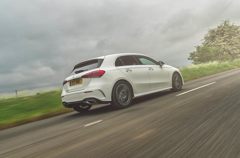 2.0t 四驱 进口两厢奔驰a220 4matic车型上市售31.28万