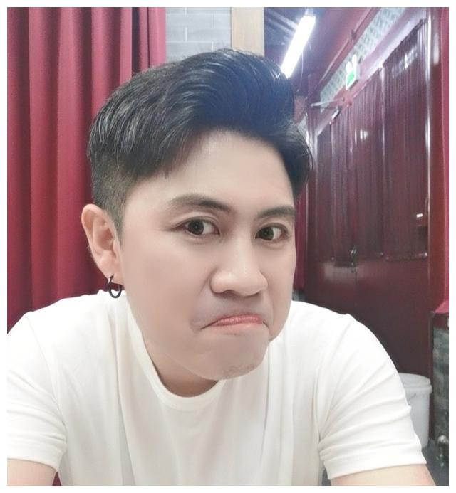 饰),韩冰侄子韩世信(红孩陈昆仑 饰)以及药丸子(小东北朱星澎 饰)等