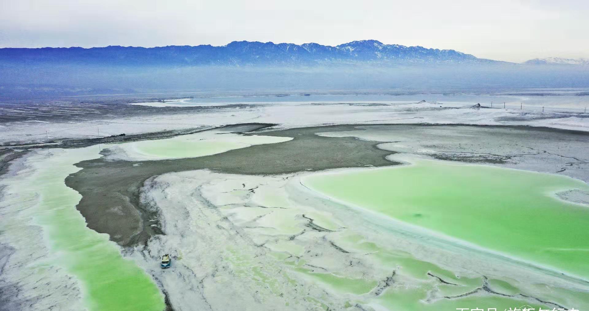 新疆达坂城guhya盐湖,比青海茶卡盐湖还美,知道的人很少