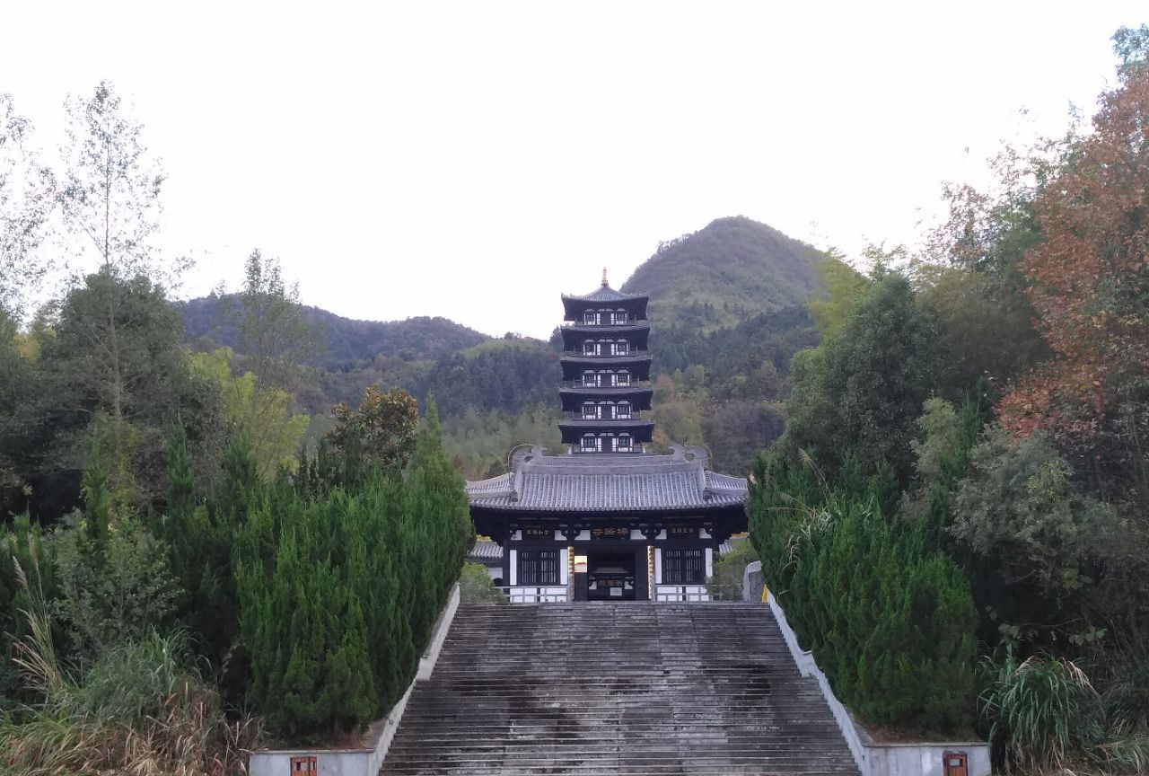 安徽省 黄山市 黟县 宏村 梓路寺