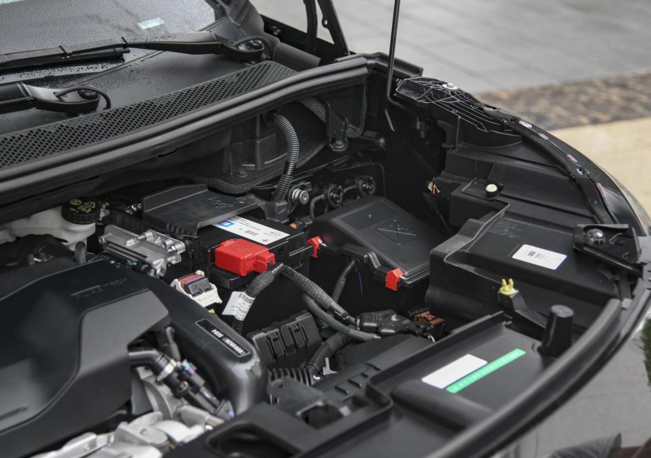 东风标致4008发动机表现柔顺驾驶感受也不错