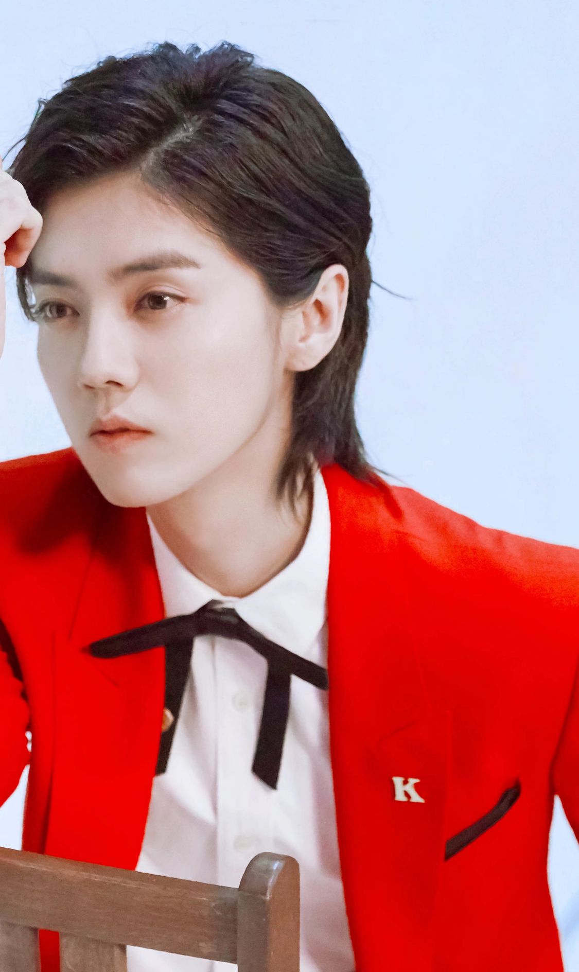 留了长发的"鹿晗"小哥哥,看起来软萌又可爱,比女生还秀气几分_高清