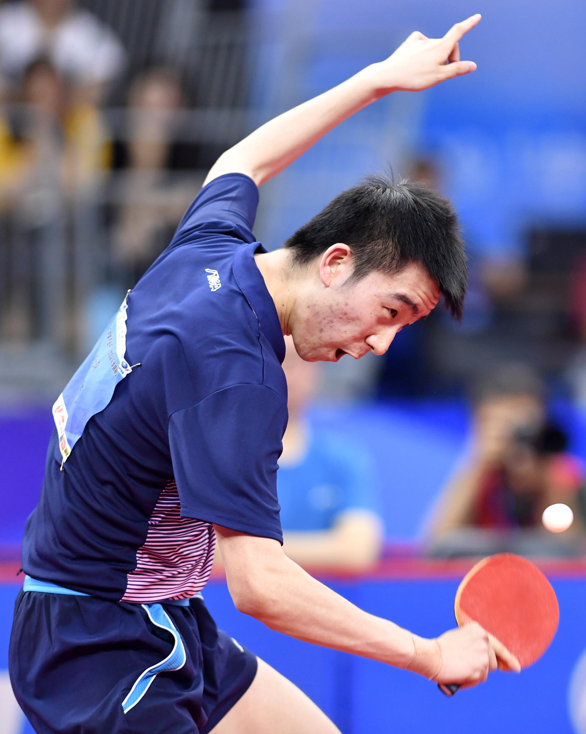 乒乓球——全国锦标赛:马特胜方博