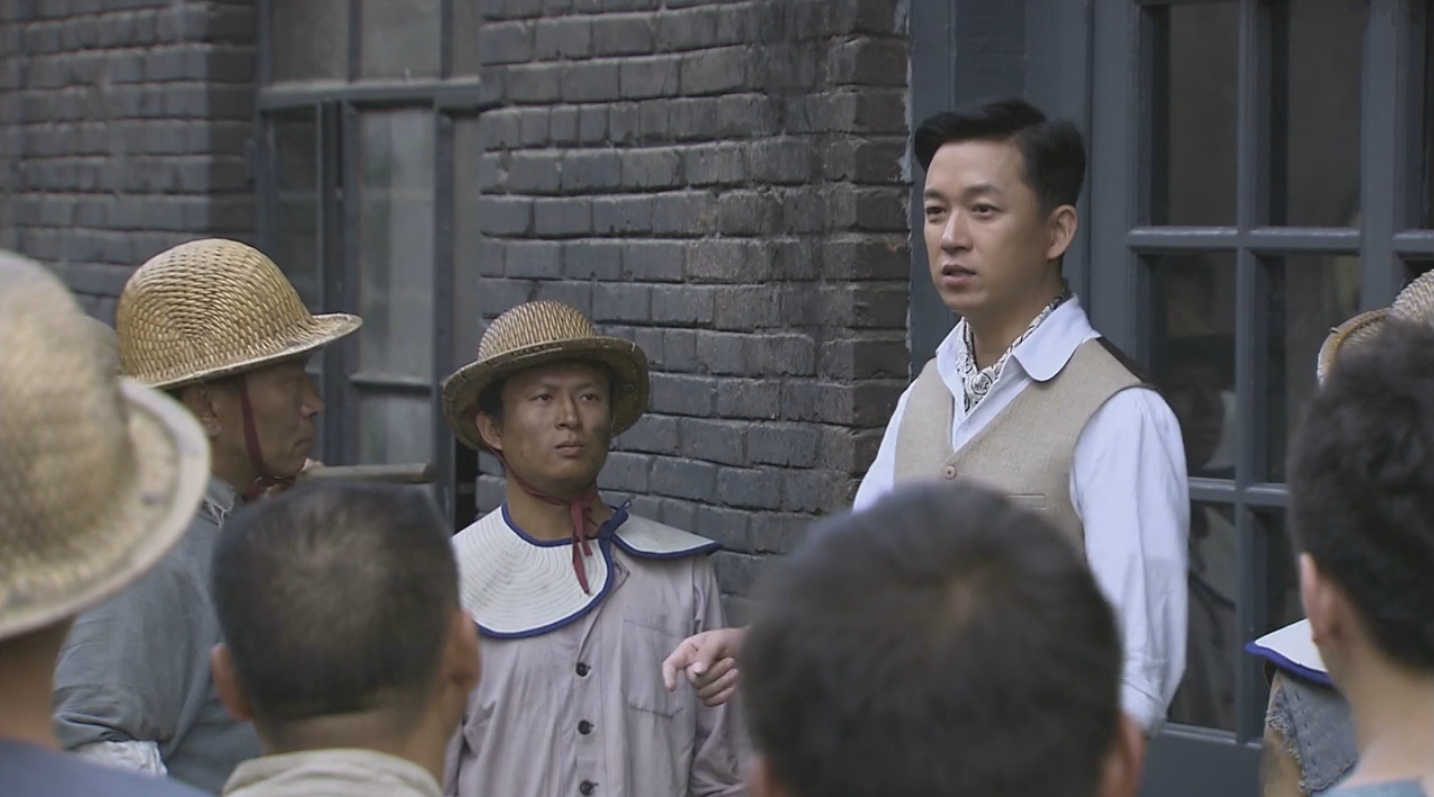 《富滇风云》时隔八年终开播,潘粤明李小冉商战故事,却缺少智商