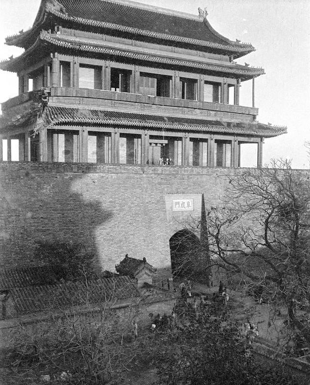 老照片:北京记忆1918年,灯市口大街贝满女中