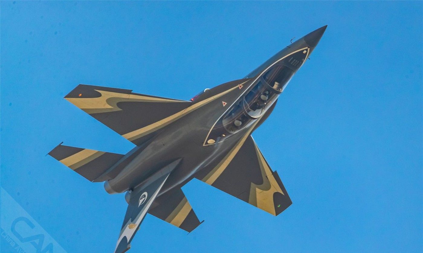 南昌飞行大会 l15战斗教练机空中炫舞