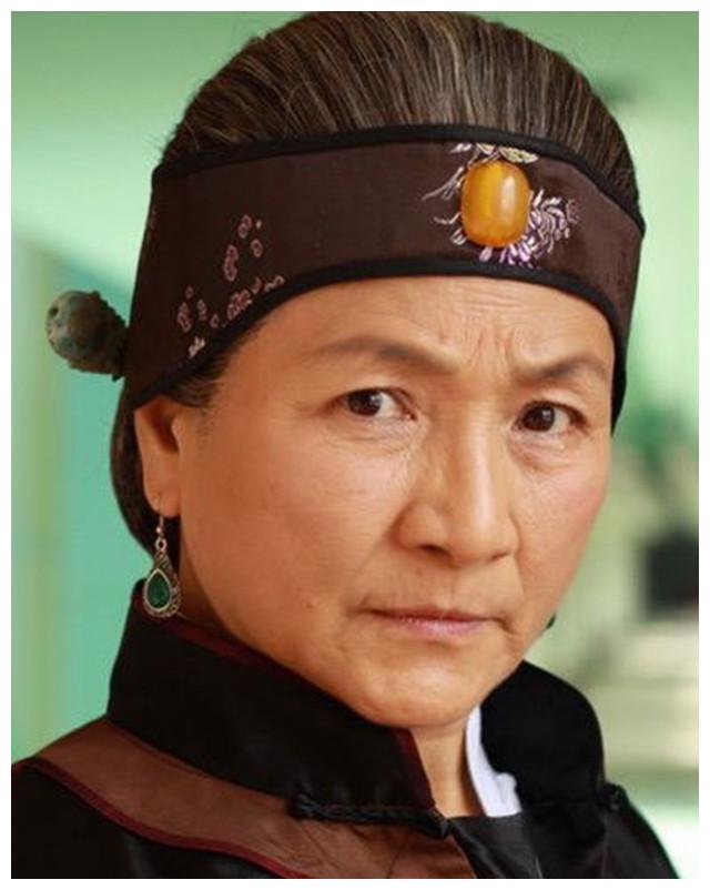 这些女明星虽然现在不好看,但是年轻的时候真的惊艳