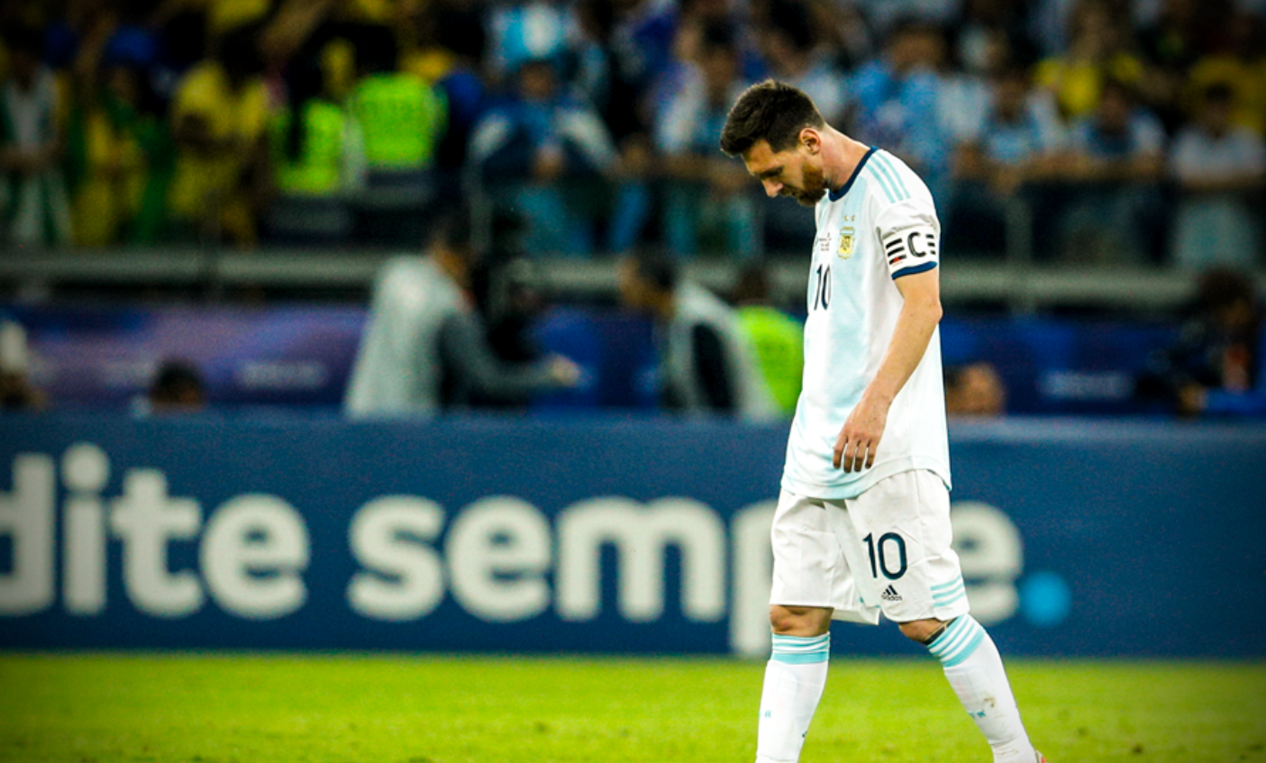 美洲杯:巴西2-0阿根廷 梅西冠军梦再碎 阿根廷又在哭泣.