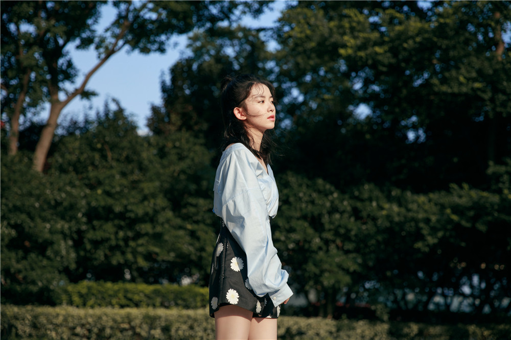 林辰涵亮相征途嘉年华 金刚小妹青春来袭