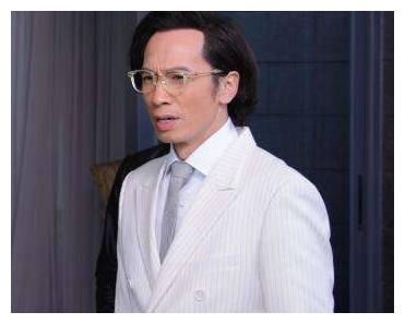 tvb热剧使徒行者2魏德信和宣萱双方都心怀不轨