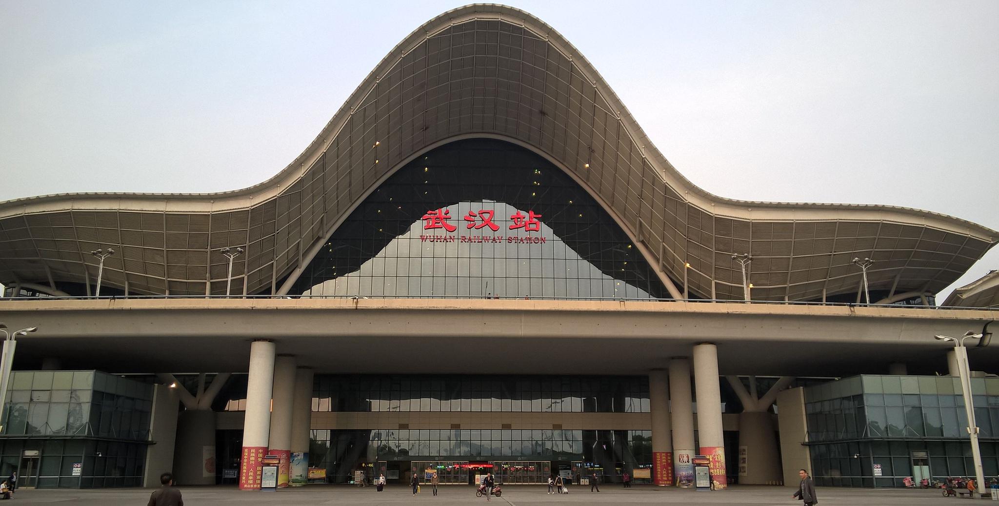 兰州西站小巷子到底隐藏了哪些鲜为人知的故事