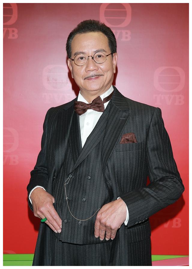 69岁资深艺人潘志文回流tvb七年成抢手货,与妻两地分隔感情不减