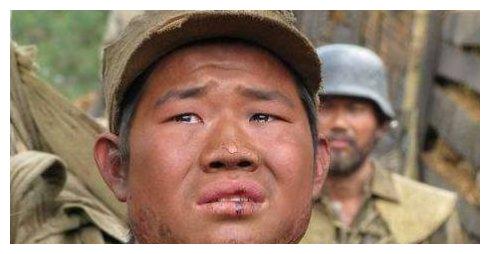 他是小兵张嘎中的胖墩有小郭德纲之称如今无人知晓