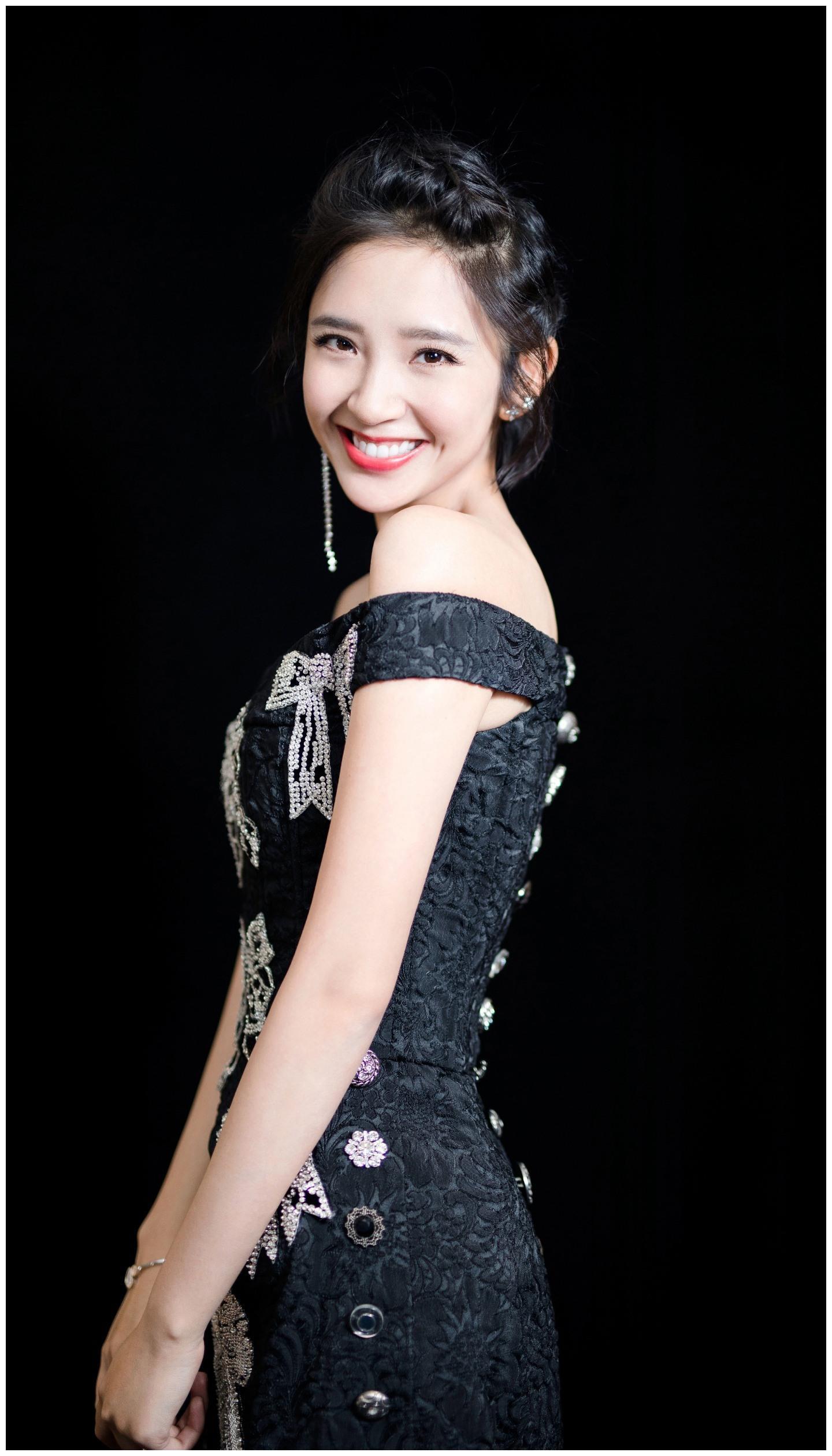 大爱唐艺昕爱笑女孩最美丽