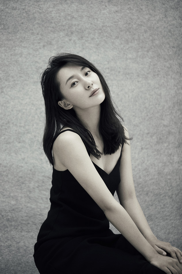 电视剧《惊蛰》千田英子扮演者吉丽发布写真 回归本