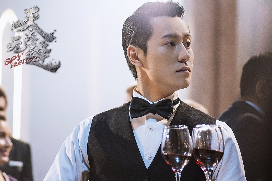 秦俊杰《天衣无缝》上演巴黎变形计 真香现场成快乐源泉