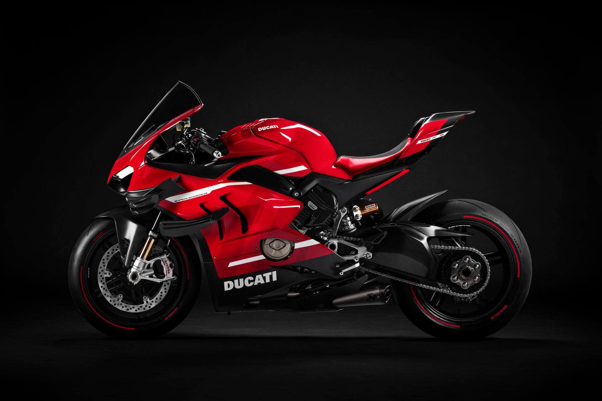 限量版杜卡迪 superleggera v4,车重159千克,231马力