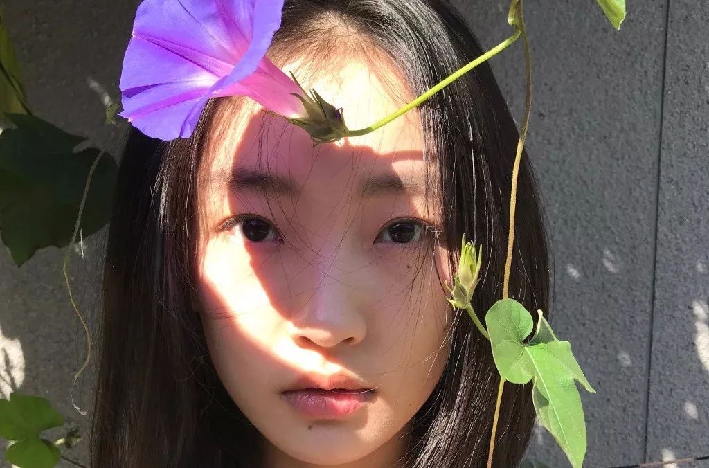 都说她是禁欲系少女嗯身材挺禁欲的