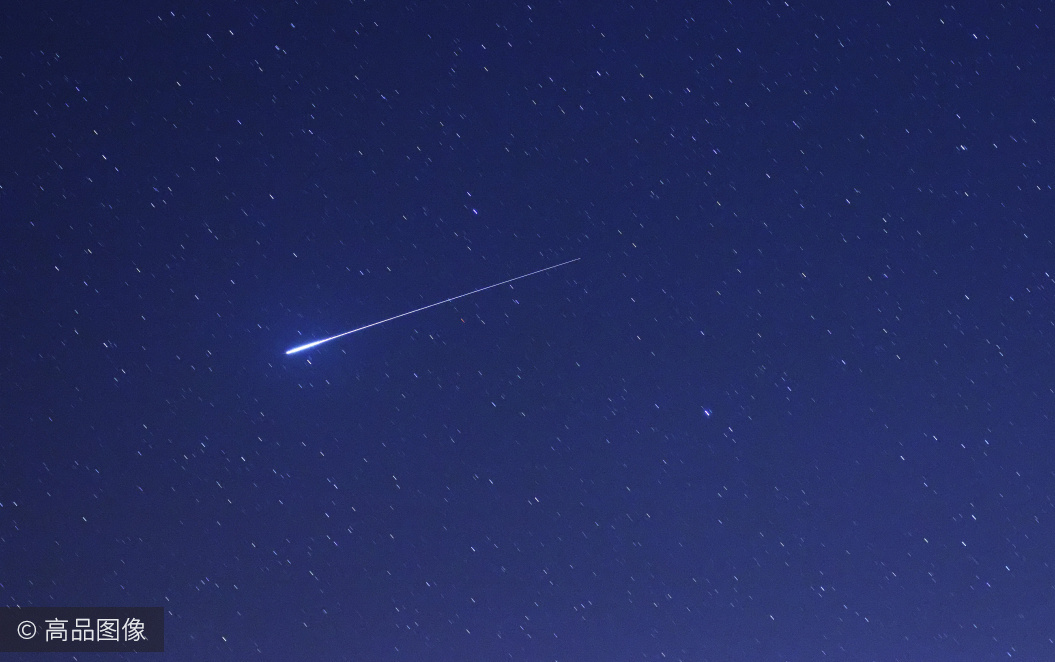 天文奇观在这里,摄影师带你走进一场"流星盛会"