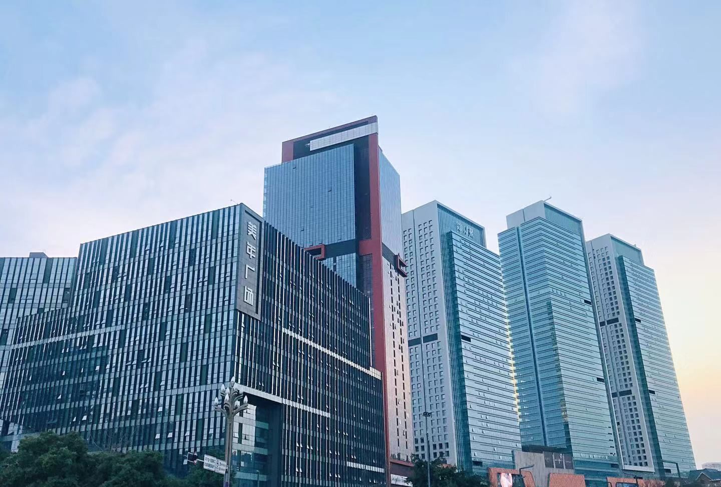 成都天府五街,这里颜值低?网友说,过来看看就知道了