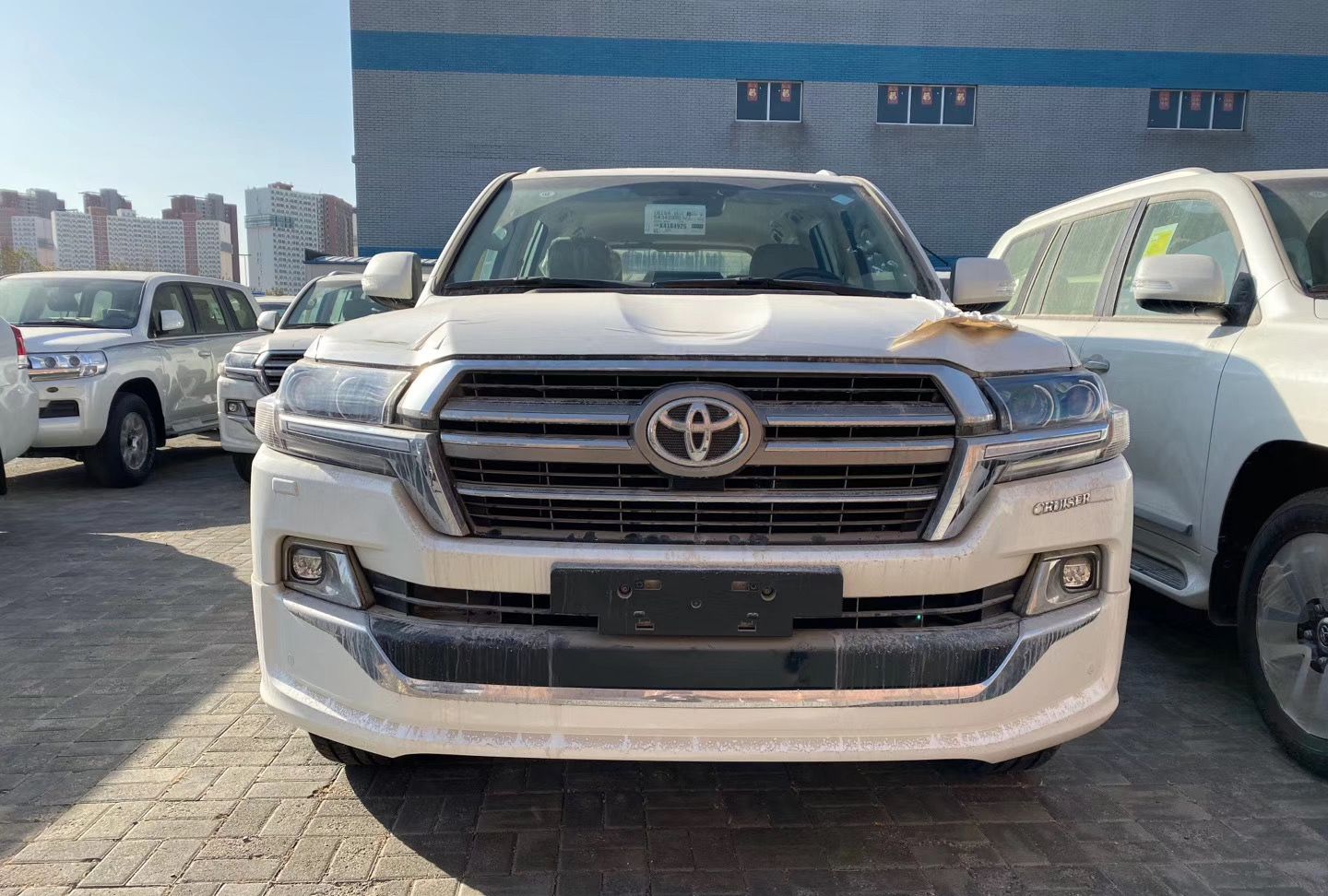 全新丰田兰德酷路泽gxr很大气