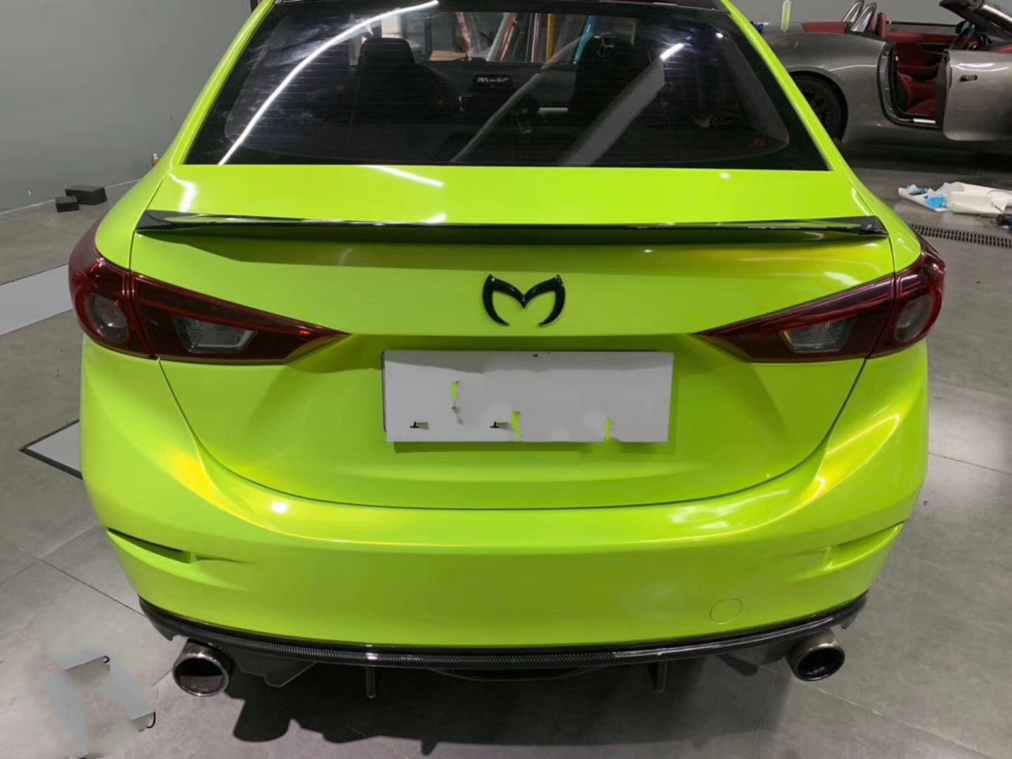 魂动设计创驰蓝天技术珊瑚荧光黄