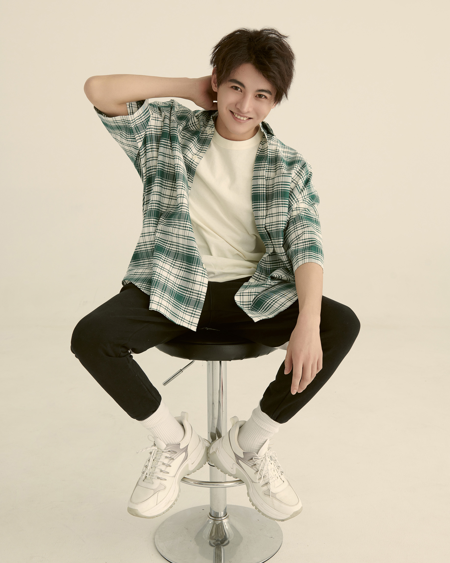 《我和我的儿女们》正在热播中 周骏超饰演叛逆主播