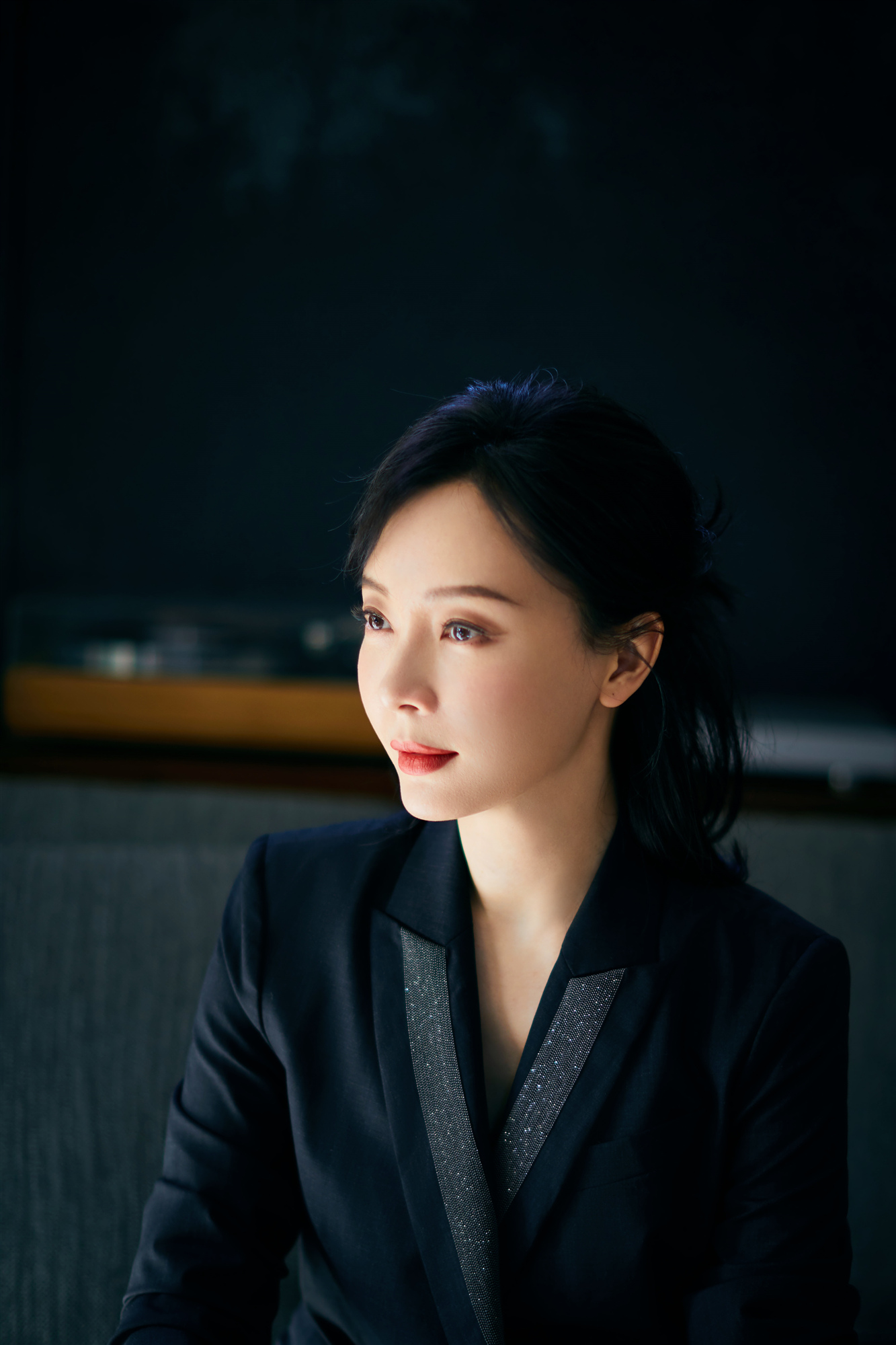 陈数出席电影《长安道》路演 侵略性演绎连获好评